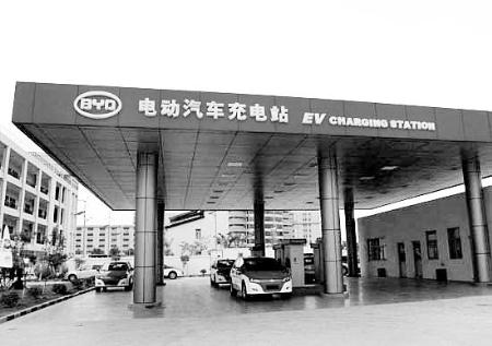 外资看好电动汽车忙于建电站 业内质疑投资过早