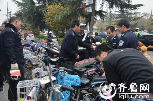 济宁免费办理电动车登记“户口” 丢车不怕可找回