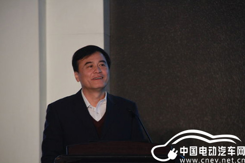 安进：电动汽车不能背离技术升级方向