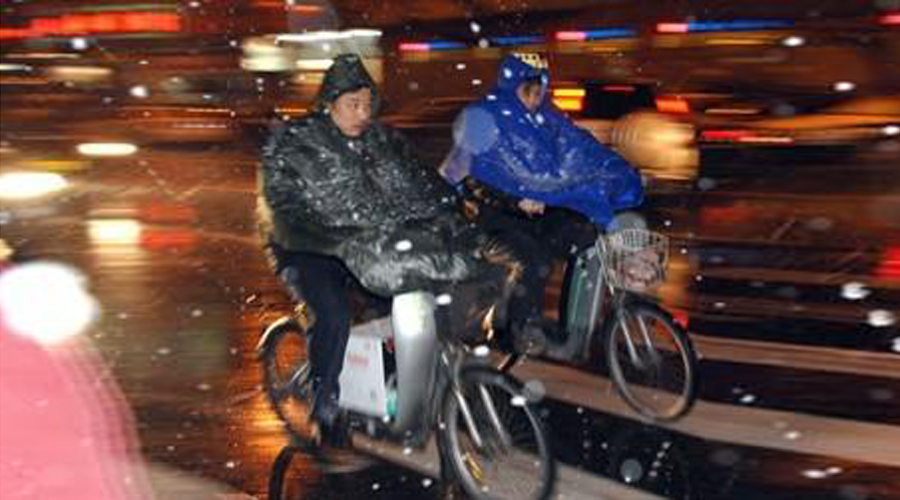 小贴士！电动车下雪天怎么防滑， 教您三招！