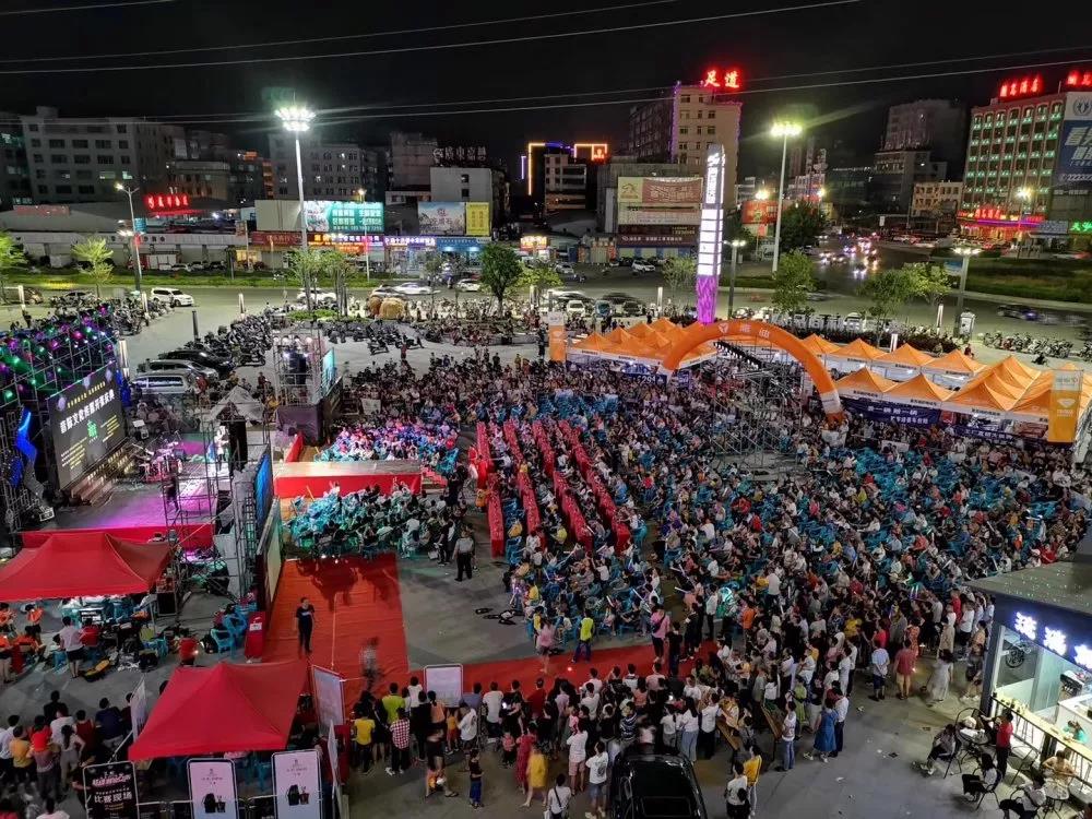 雅迪橙色风暴，席卷终端电动市场