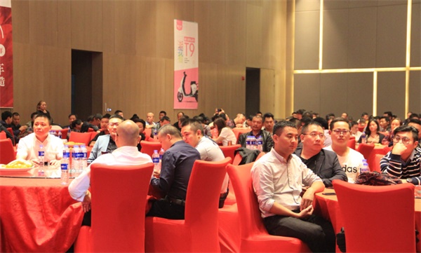 签约破50000台，新大洲换电风暴席卷上海