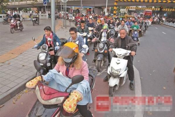 5月1日起，骑电动自行车不戴头盔将受罚？广西交警回应了