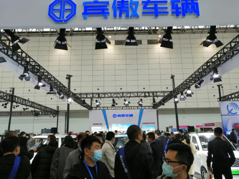 直击济南展 丨 宾傲车辆携多款旗舰新品强势登陆！