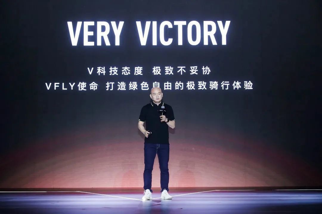 一辆高性能的电动两轮车能“飞越”哪些边界？